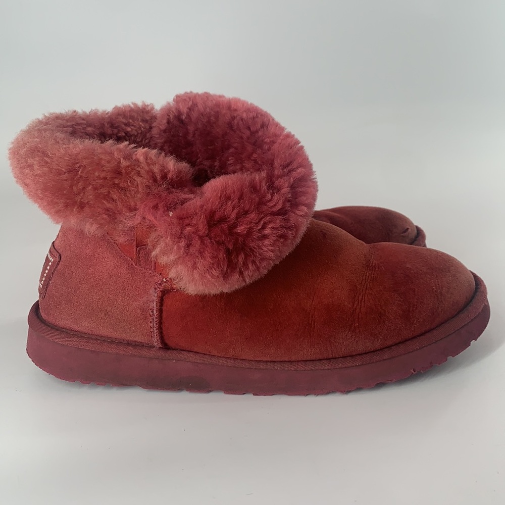 UGG burgundy Sherpa lining bling button, winter boots Women’s 10